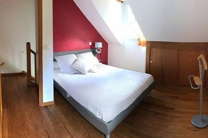 Location de vacances pour 4 personnes, avec piscine ainsi que jardin et terrasse à Lanne-en-Barétous - 2