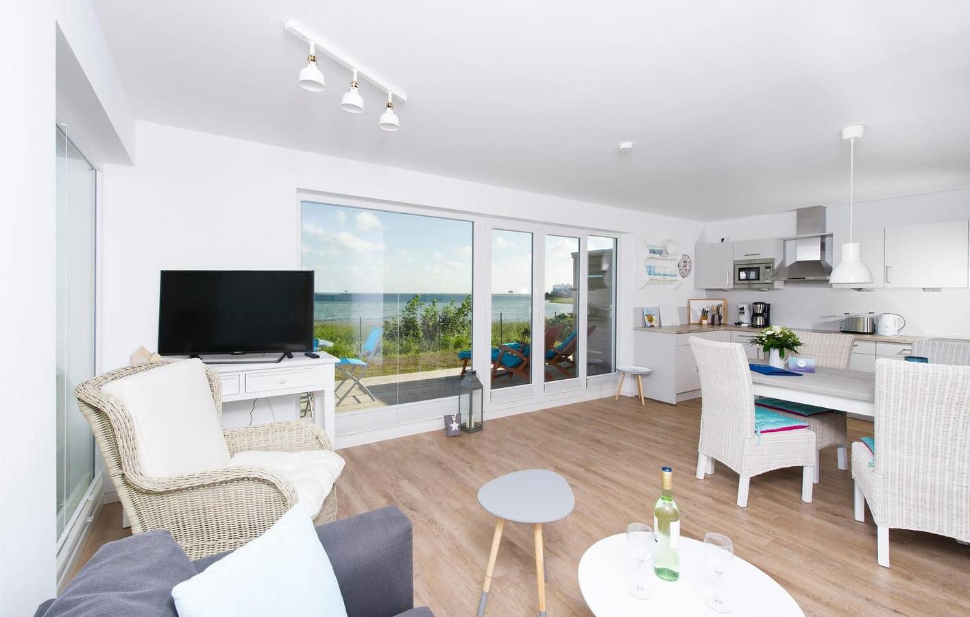 Ganze Ferienwohnung, Apartment mit Meerblick, Terrasse und Fahrradverleih - Strandnähe in Olpenitz, Kappeln