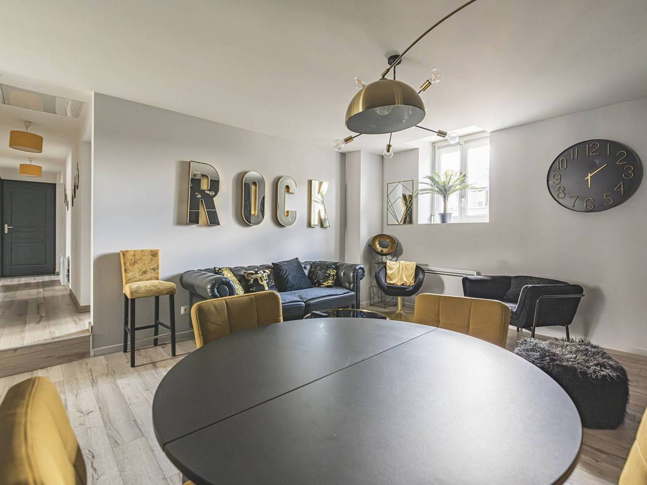 Appartement entier, Somptueux Appartement au cœur de Reims in Reims, Marne