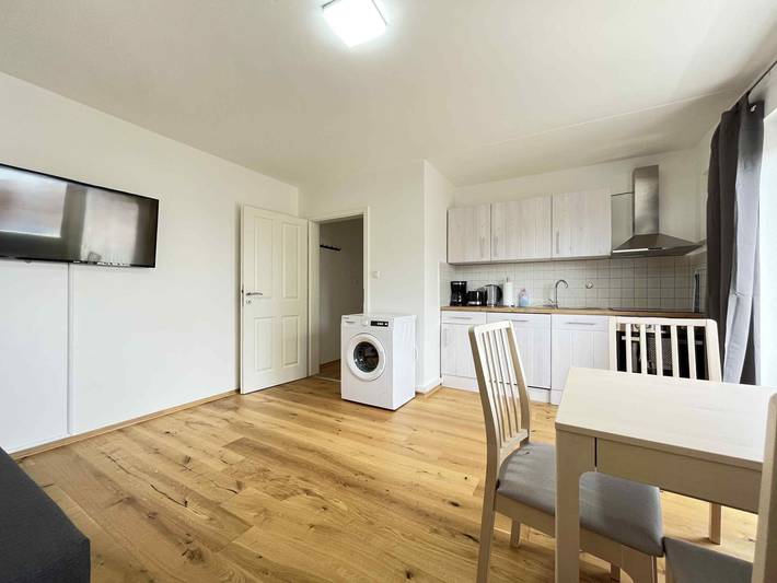 Ferienwohnung für 2 Personen, mit Balkon in Schwandorf