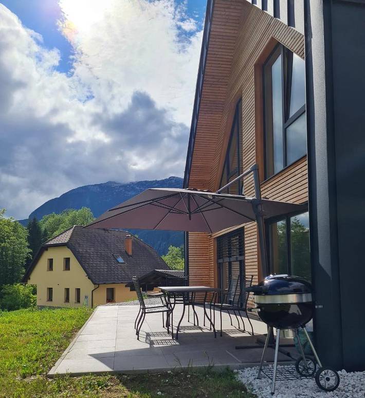 Apartament wakacyjny dla 6 osób, z widok i sauna oraz ogród w Bovec