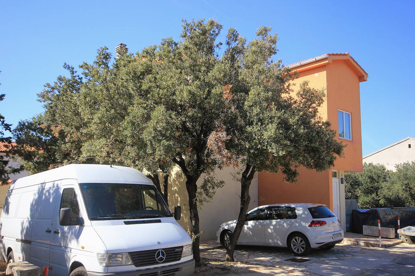 Ganze Wohnung, 1-Zimmer-Ferienwohnung mit Terrasse Mandre (Pag) A-9354-a in Mandre, Pag