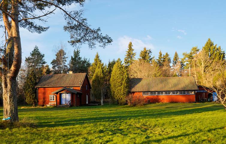 Hus för 8 Personer med trädgård in Stockholm region