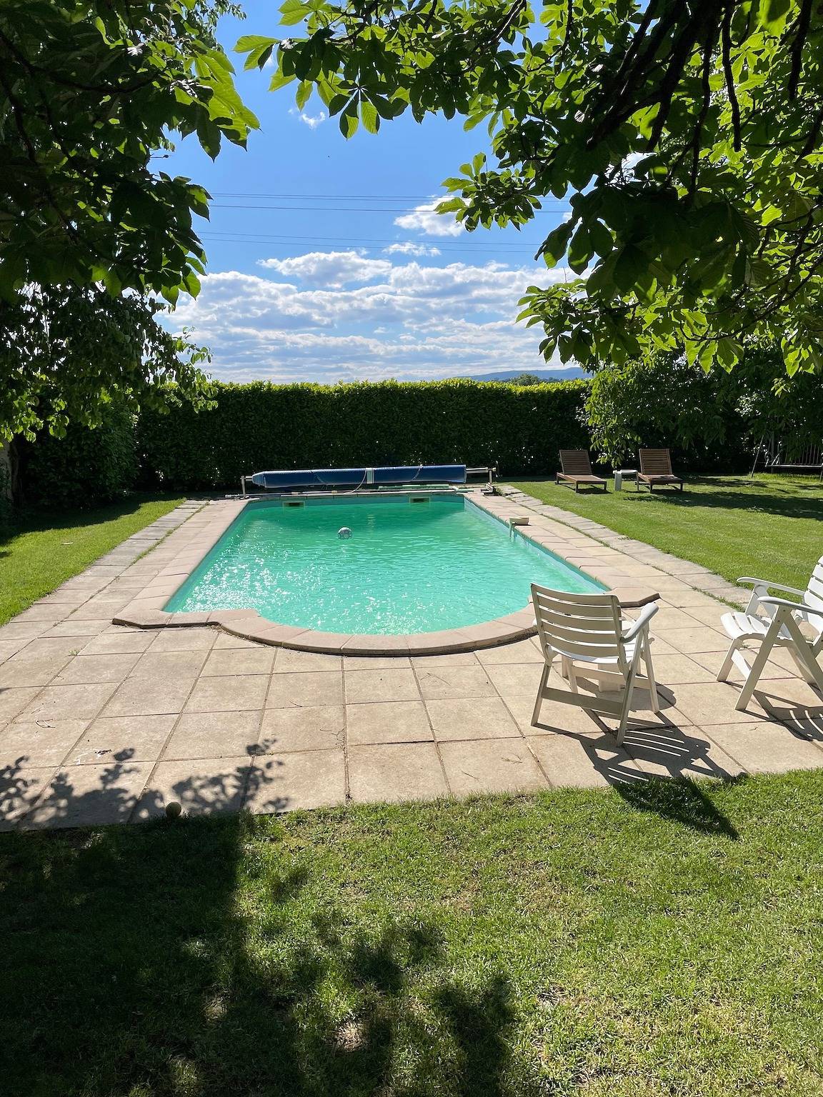 Chambre Rose avec piscine et jardin in Sauzet, Région de nyons