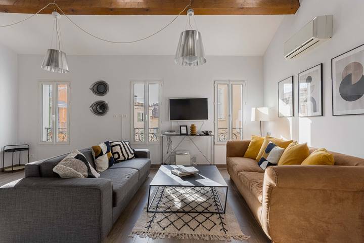 Gîte pour 6 personnes dans Cinema Les Arcades Ales - 4