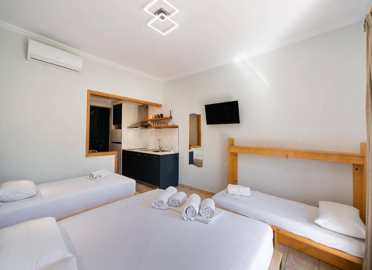Deluxe Triple Room in Agios Nikitas, Grèce