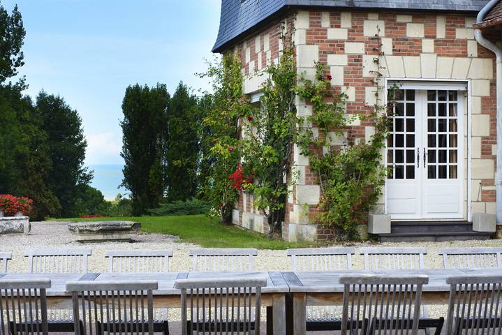 Château pour 22 personnes avec terrasse in Pennedepie, Région de Lisieux