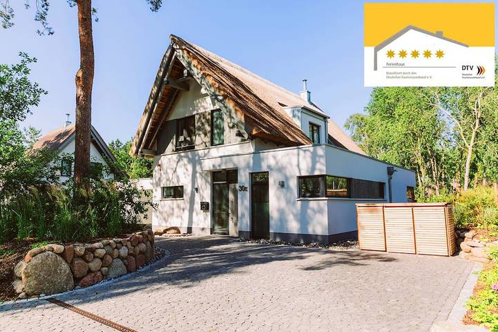 Ferienhaus für 6 Personen, mit Terrasse und Garten sowie Sauna und Whirlpool - 1