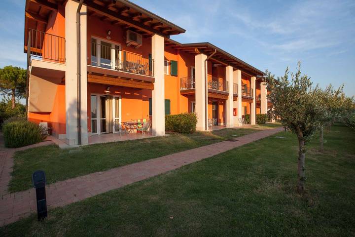 Bungalow con aria condizionata e parcheggio in Colombare, Sirmione