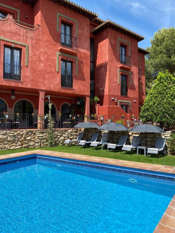 Apartamento para 2 personas, con Balcón y Terraza además de Jacuzzi y Jardín en Cenes de la Vega