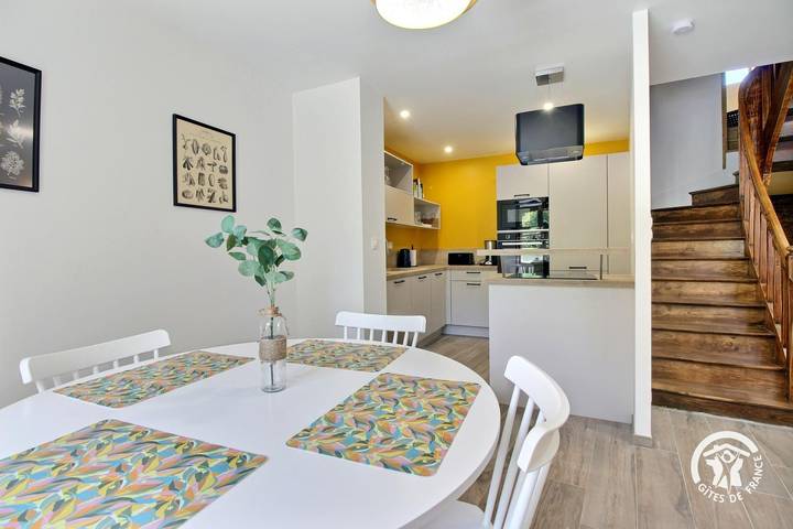 Gîte pour 8 personnes, avec jardin à Josselin - 3