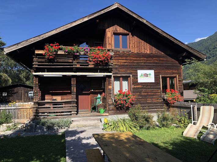 Ferienhaus für 8 Personen, mit Balkon und Terrasse sowie Garten in Tiroler Oberland