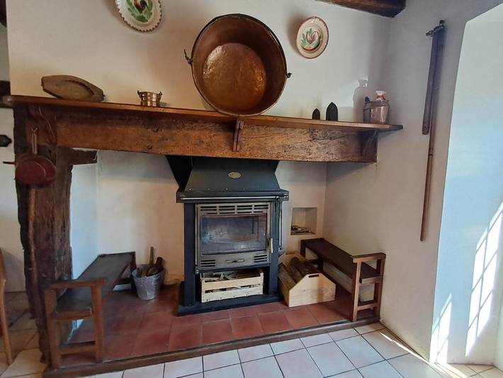 Location de vacances pour 6 personnes, avec terrasse et jardin à Monceaux-sur-Dordogne - 4