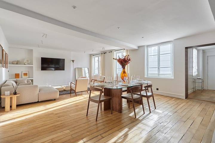 Gîte pour 8 personnes, adapté aux familles dans Musée Grévin - 3