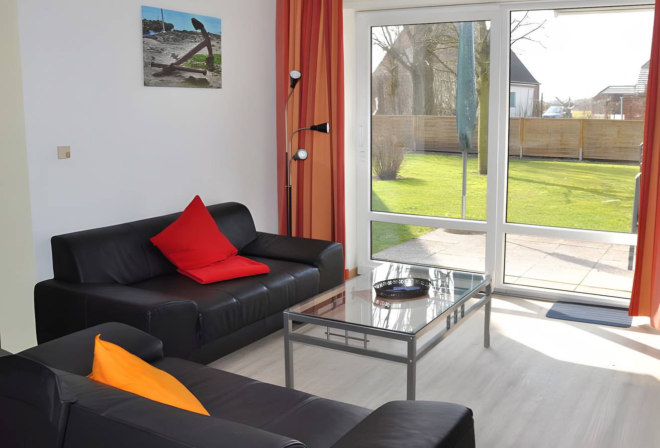 Ganze Wohnung, Anker mit umzäunter Sonnenterrasse in Westfehmarn, Fehmarn