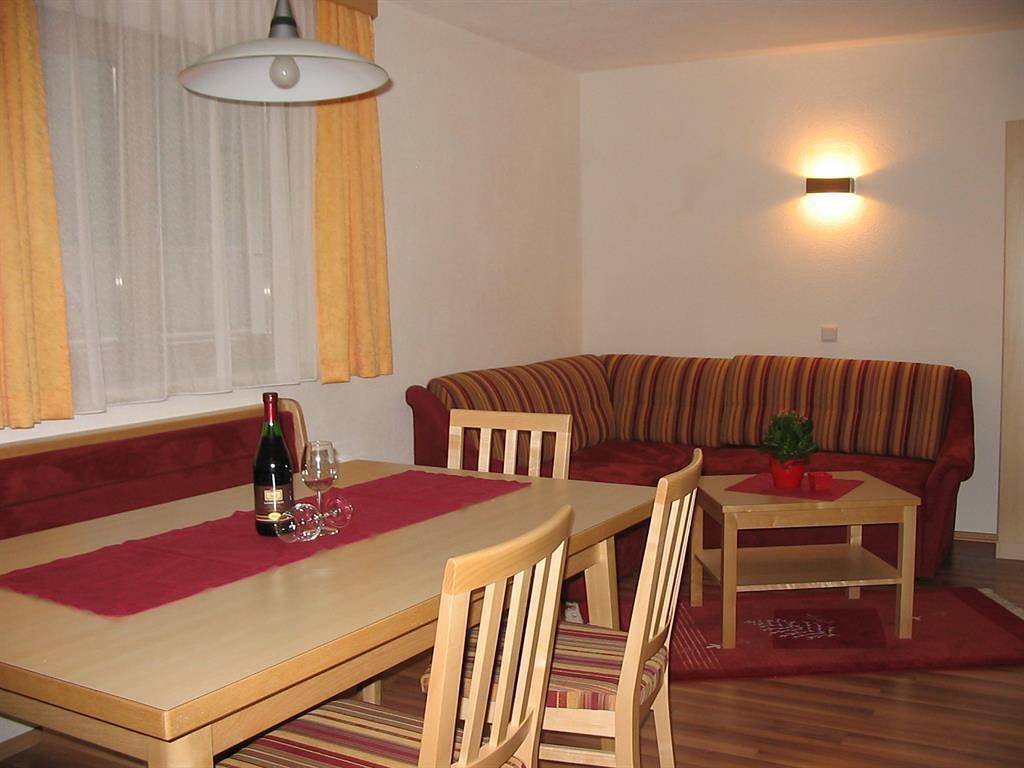 Ganze Ferienwohnung, Appartement Johanna in Längenfeld, Ötztal