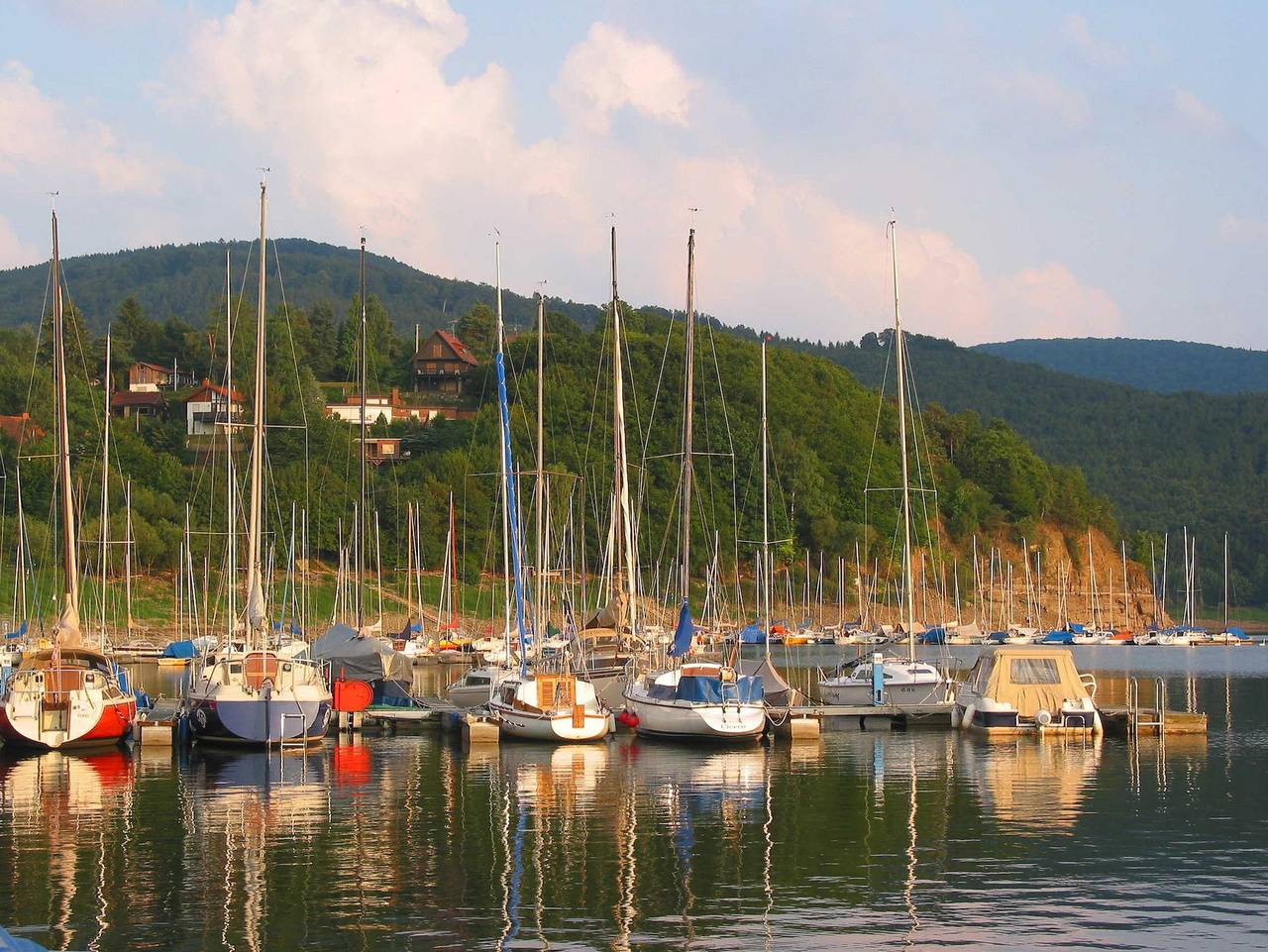 Ganze Ferienwohnung, Ferienwohnungen Edersee-Scheid - Maisonette-Wohnung Edersee-Scheid in Waldeck, Waldecker Land