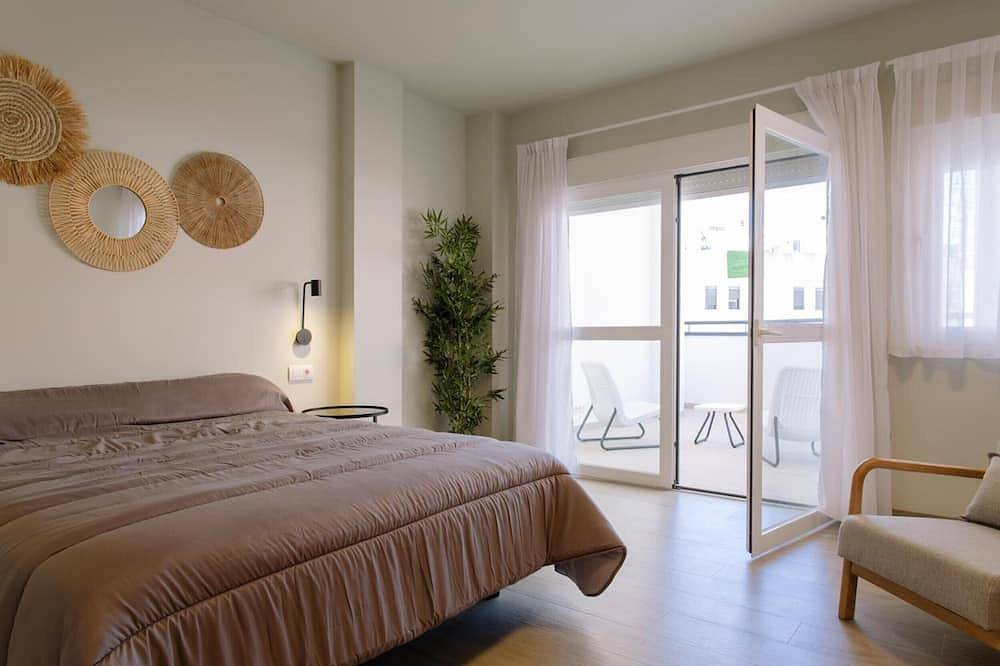Apartamento entero, Apartamento 'Apartamento 1-02' con piscina compartida, Wi-Fi y aire acondicionado in Alfàs del Pi, Costa Blanca