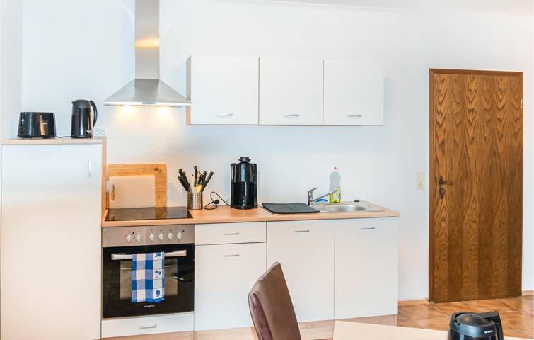 Ganze Ferienwohnung, Charmantes 160qm Apartment 2.5km vom Strand entfernt in Harrislee, Flensburger Förde