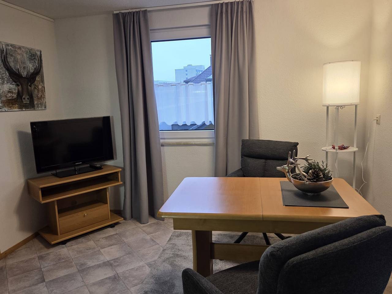 Ganze Wohnung, Ferienwohnung in der Dom-Stadt, Haus Barbara 1. Og mit Bergblick, Terrasse & Wlan in St. Blasien, Südschwarzwald