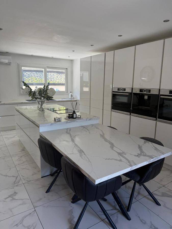 Villa für 7 Personen, mit Garten - 1