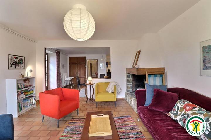 Gîte pour 6 personnes, avec jardin à Le Poët-en-Percip
