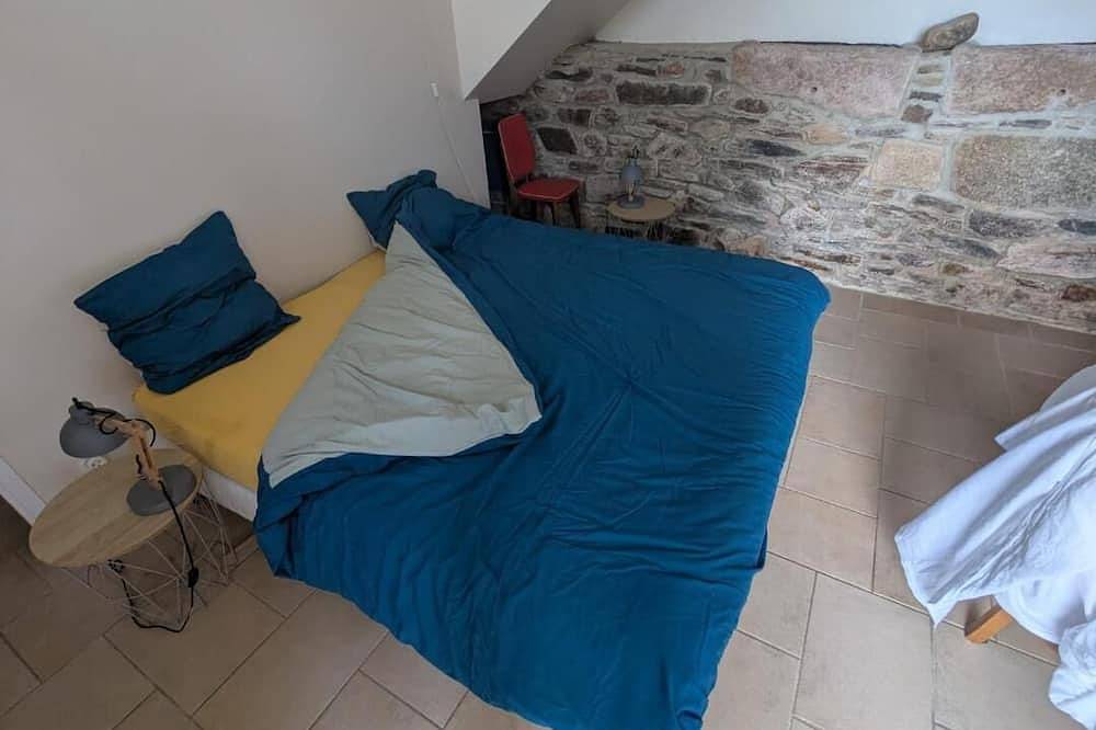 Appartement entier, Loue appartement dans petit manoir breton in Lannion, Ceinture Dorée