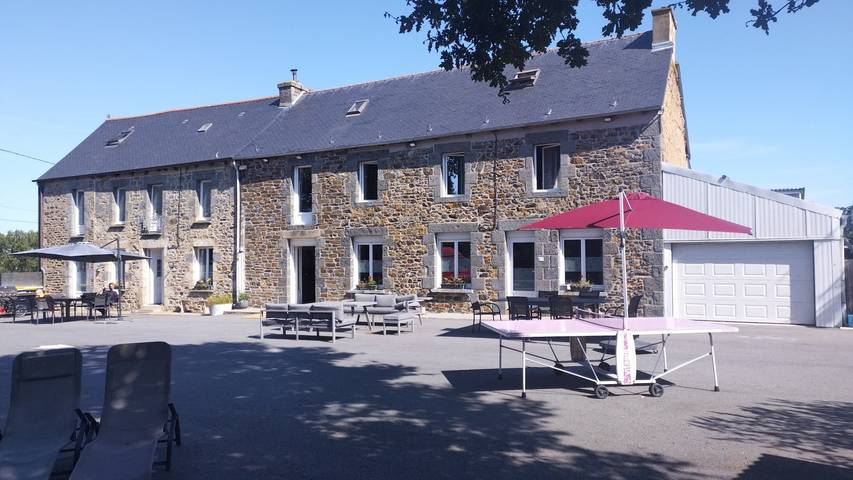 Chambre d’hôte pour 2 personnes, avec jacuzzi ainsi que jardin et piscine en Cotes-d'Armor - 2