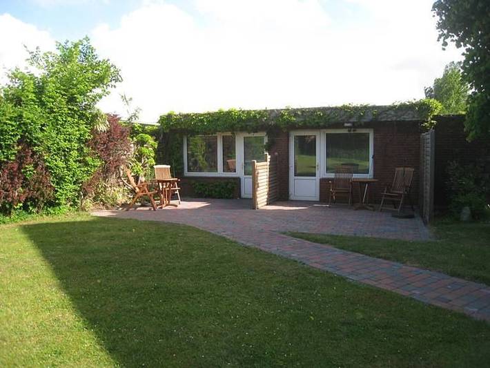 Bungalow für 2 Personen, mit Garten und Ausblick sowie Terrasse auf Föhr - 2