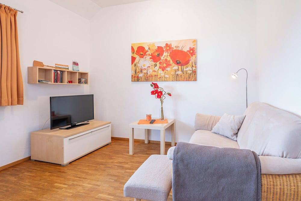 Ganze Wohnung, Am Allgäu-Radweg, ruhiges Apartment, mit Fahrradgarage in Bayerisch Schwaben