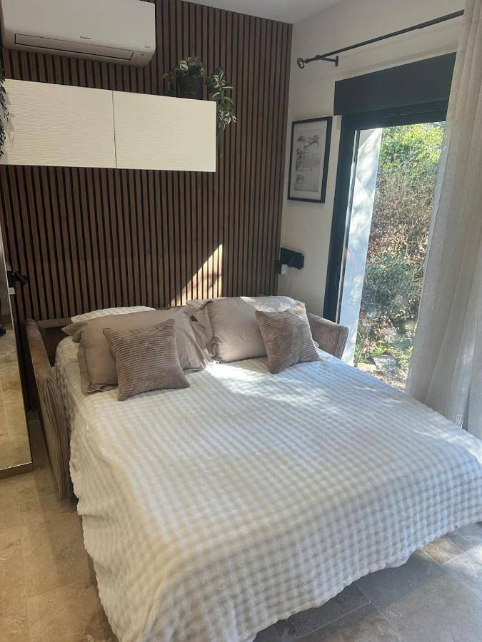 Appartement entier, Jolie studio proche du Pont du Gard in Vers-Pont-du-Gard, Région de Nîmes