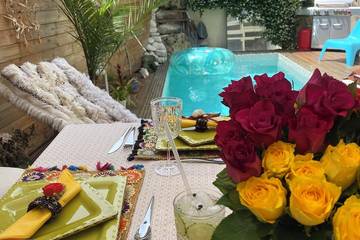 Location de vacances pour 3 personnes, avec terrasse, animaux acceptés à Cenon