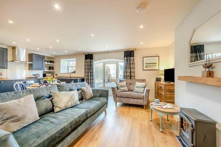 Cottage for 4 people, with garden, with pets in Little Haven