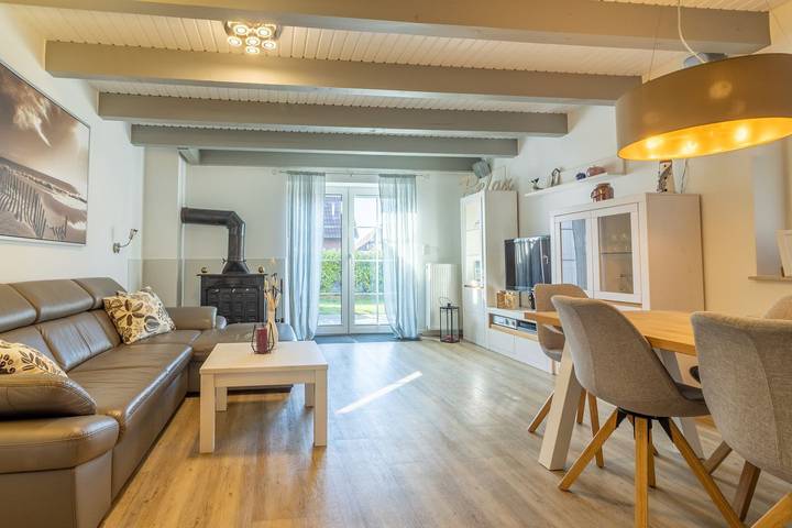 Ferienhaus für 5 Personen, mit Terrasse und Garten in Hooksiel