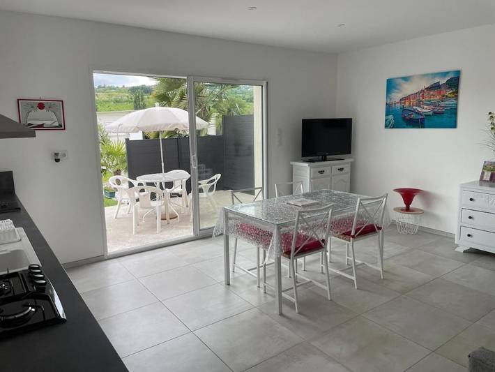 Gîte pour 4 personnes, avec vue et terrasse à La Roche-Blanche - 3