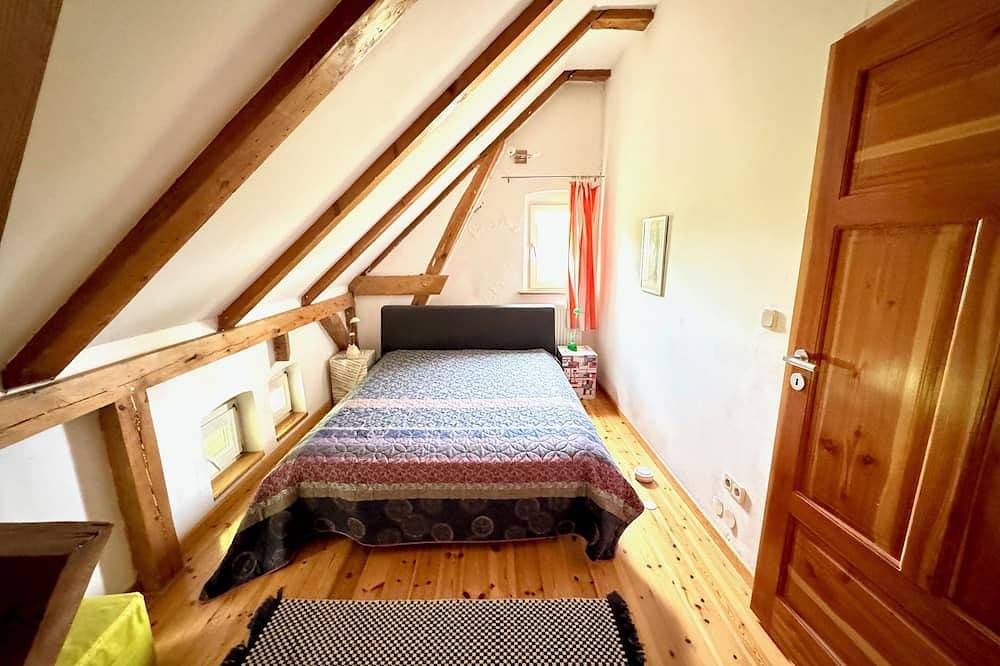 Ganze Wohnung, Großzügige Ferienwohnung im Herrenhaus Carolinenhof, Mecklenburgische Seenplatte in Wokuhl-Dabelow, Mecklenburg-Strelitz