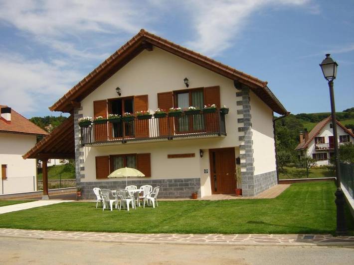 Auberge pour 10 personnes, avec Terrasse ainsi que Jardin et Vue à Roncevaux