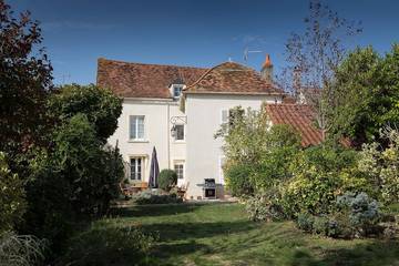Cottage pour 2 personnes, avec jardin à Montmorillon