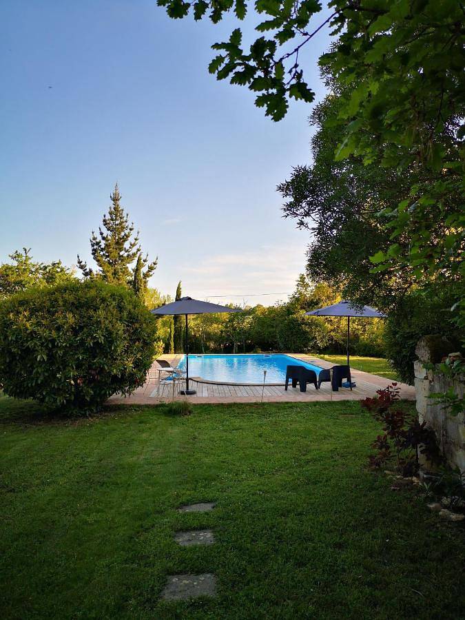 Chambre d’hôte pour 3 personnes, avec jardin et piscine ainsi que terrasse et vue dans le Gers - 4
