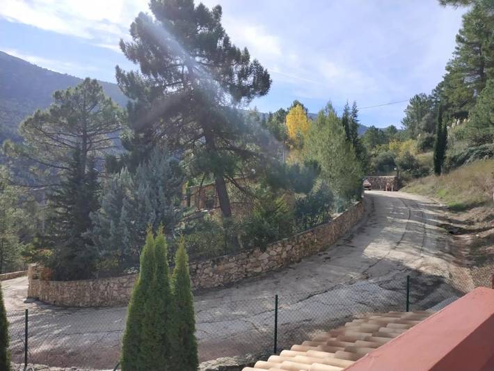 Casa rural para 12 personas, con jardín además de vistas y vistas al lago, Se admiten mascotas en Riopar (rio Mundo) - 4