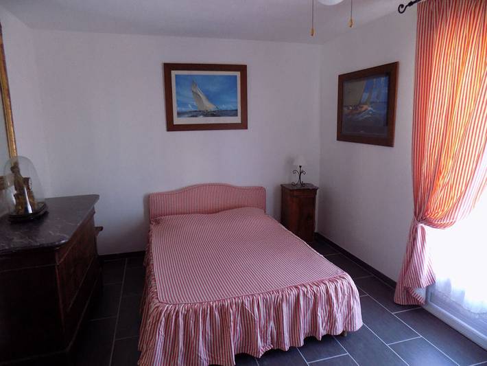 Chambre d’hôte pour 2 personnes, avec jardin dans l' Aude - 3