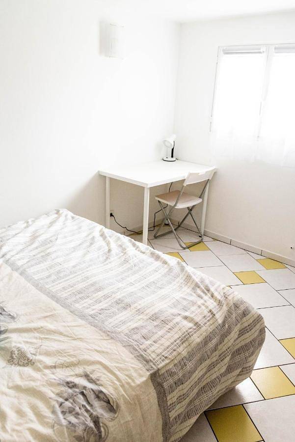 Gîte pour 4 personnes, avec terrasse à Clichy-sous-Bois - 2