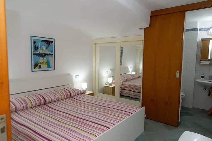 Gîte pour 5 personnes, avec jacuzzi, animaux acceptés dans Ischia Porto - 4