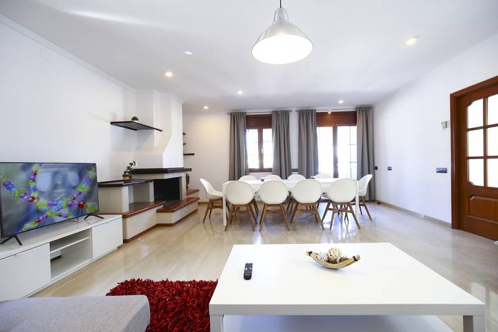Chalet para 15 personas, con jardín y terraza en Provincia de Tarragona - 3