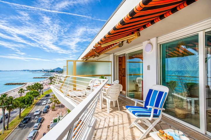 Gîte pour 4 personnes, avec balcon, adapté aux familles à Cagnes-sur-Mer - 2