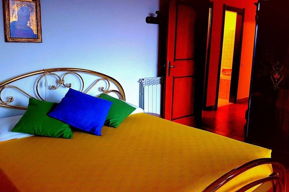 Helle ländliche Villa mit 2 Schlafzimmern zwischen Portofino und den Cinque Terre in Caregli, Borzonasca