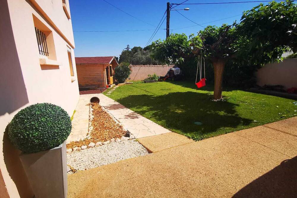 Entire apartment, The Twins' house <br> in Bernis, Nimes region