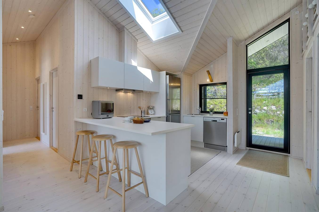 Pet friendly home in Vejby with Wifi in Rågeleje, Kattegat