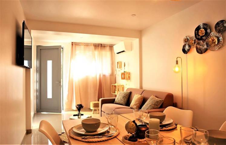 Gîte pour 6 personnes, avec Terrasse et Jardin à Sorbets