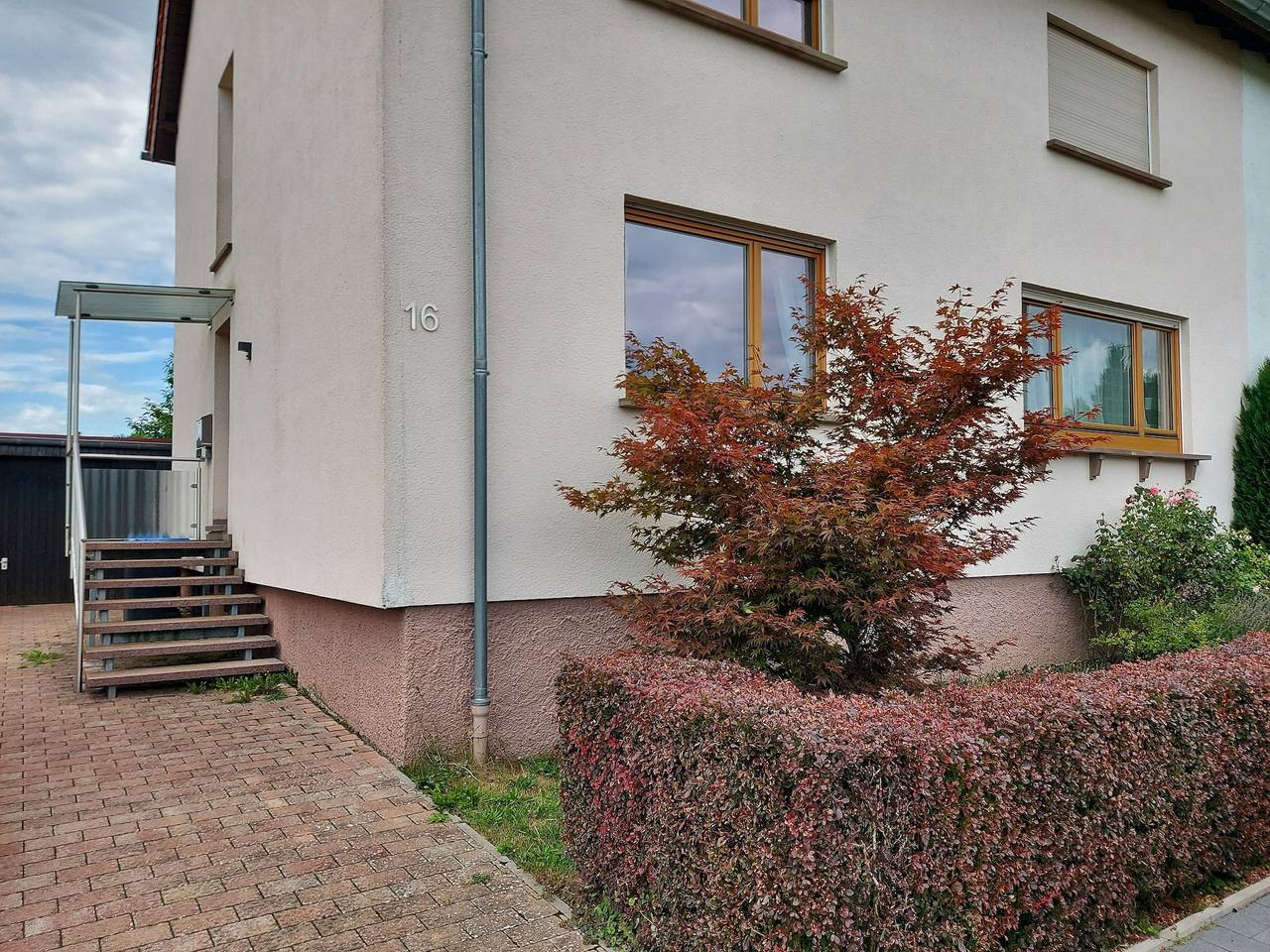 Ganze Ferienwohnung, Ferienwohnung mit Terrasse in Ormesheim, Mandelbachtal